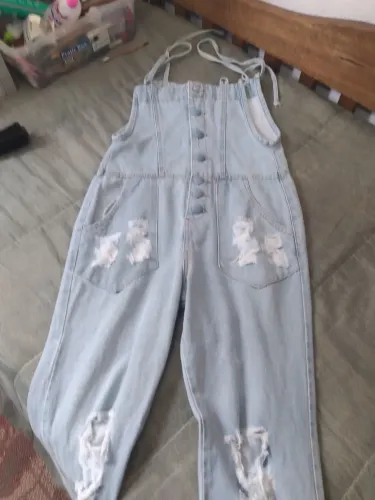 Macacão Jeans Destroyed - Tamanho 38