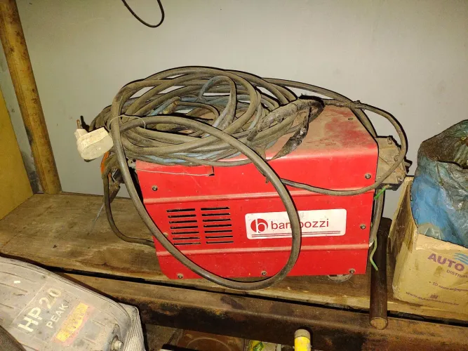 Vendo Máquina de solda bambozzi 