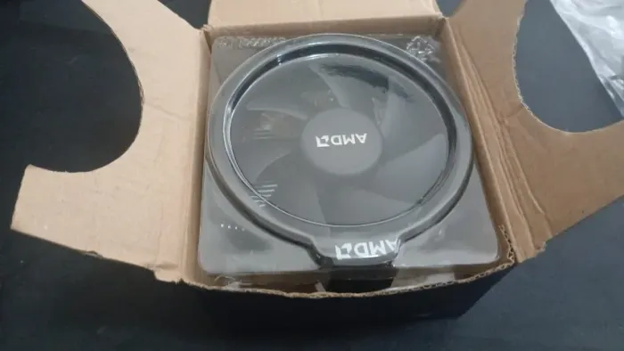 Cooler box Am4, pouco usado