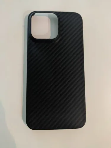 Capa de Fibra de Carbono para iPhone 15 Pro Max