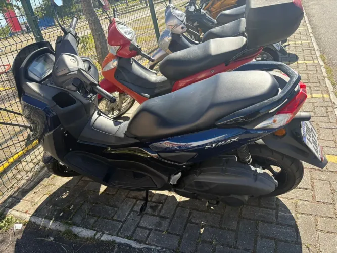 Moto Yamaha NMax 160 - 2021/20202