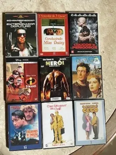 DVD's de filmes antigos, R$10,00 cada
