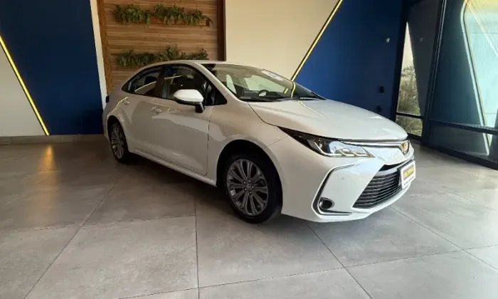 COROLLA XEI 2025 BRANCO PEROLA 0KM À PRONTA ENTREGA