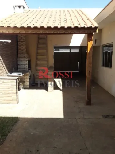 CASA PARA LOCAÇÃO E VENDA NO REGINA PICELLI