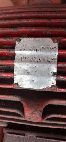 Vende-se motor trifásico 20 CV 