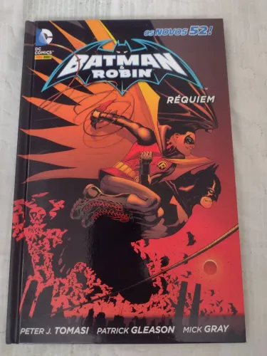 Batman & Robin - Réquiem.Panini 180 páginas.
