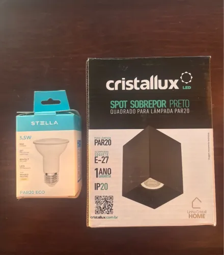 Spot Sobrepor Preto Quadrado + Lâmpada LED PAR20
