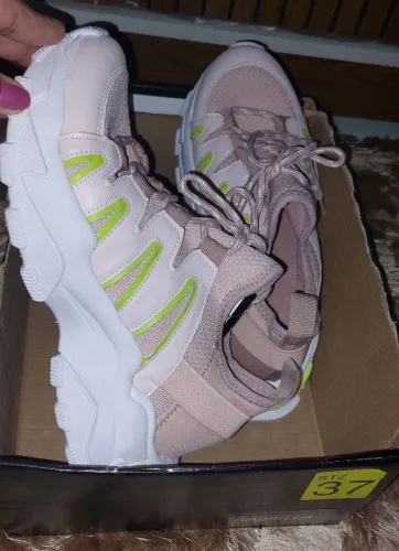 Tênis Gabriela chunky NOVO N37