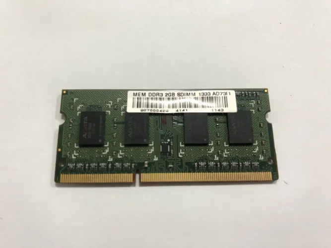 Memória RAM DDR3 2GB SDIMM 1333 AD731