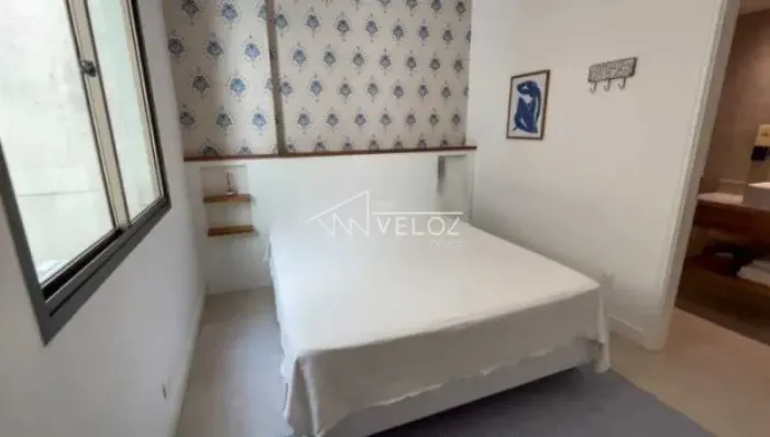 Flat : / Residencial / Ipanema