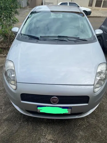 Fiat Punto Attractive 1.4 Fire Flex 8V 5P 2011