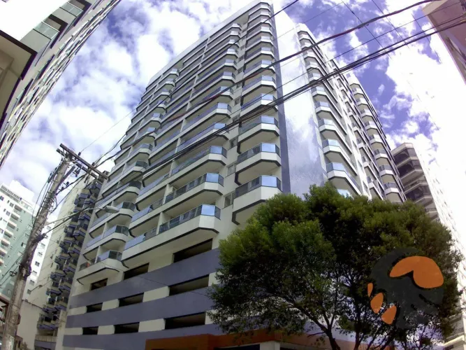 Apartamento com 2 dormitórios para alugar, 76 m² por R$ 4.000,02/mês - Centro - Guarapari/