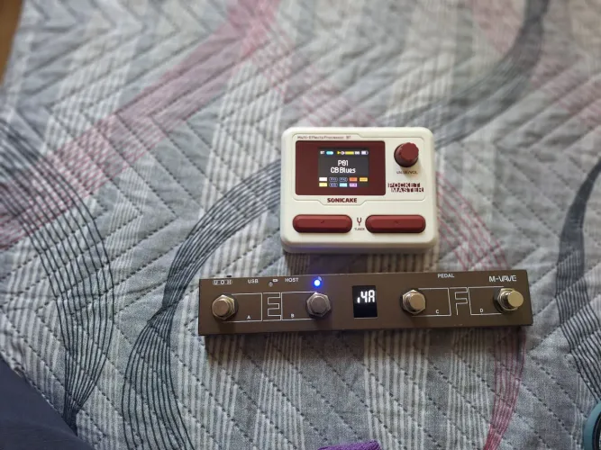 Pedaleira Pocket Master + Controlador chocolate Plus