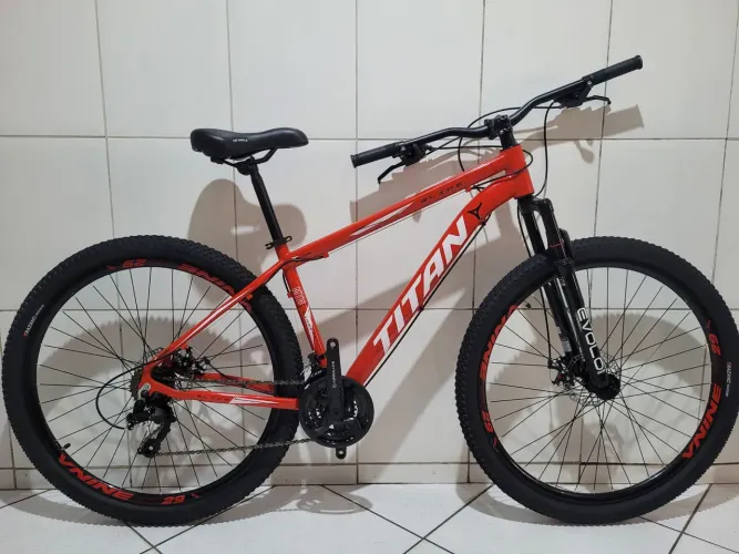 Bicicleta Aro 29x17 Titan (NOVA)