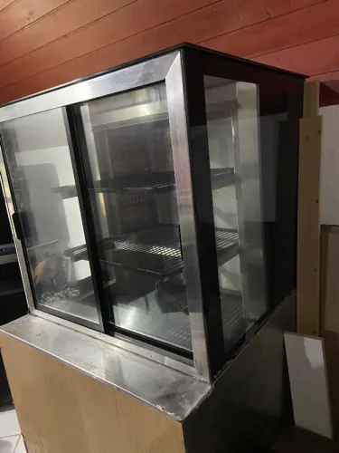 Geladeira comercial 