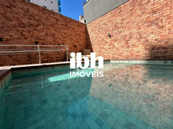 Apartamento com 3 Quartos para alugar, 74m² - Lourdes