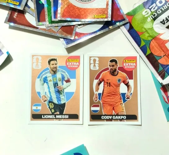 Kit Figurinhas Legends messi e gakpo 2026