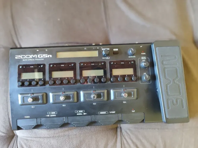 Pedaleira zoom G5n