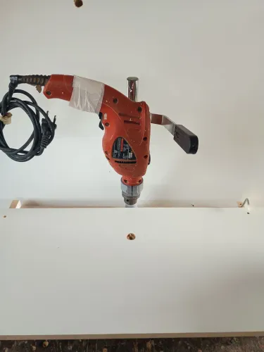 Suporte para furadeira (hobby)com bancada de MDF . NÃO ACOMPANHA FURADEIRA!!!