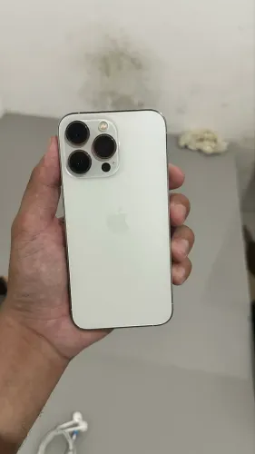 Vendo iPhone 13 Pro pra retirada de peças 