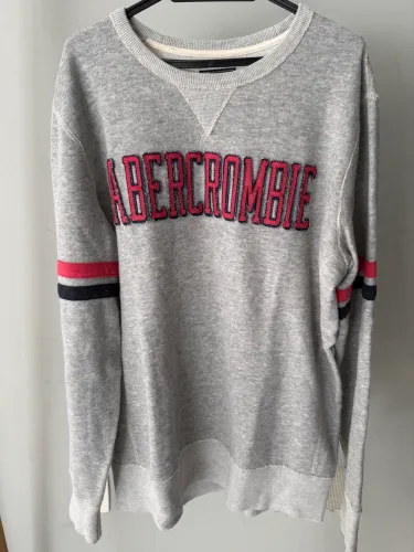 Moletom Abercrombie cinza TAM.S (Veste M)