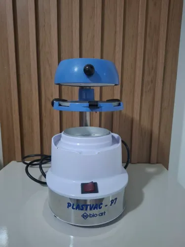 Plastificadora Odontológica à Vácuo com motor