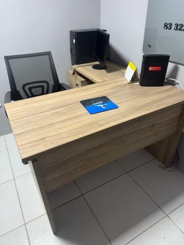 Vendo birô muito novo