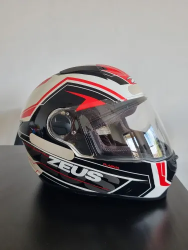Capacete Moto Zeus
