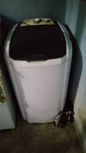 Lava roupa