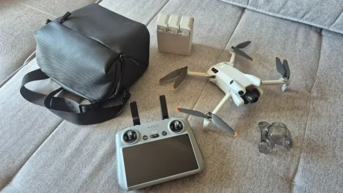 Drone Dji Mini 4 Pro Fly More Combo Dji Rc 2 Com Tela