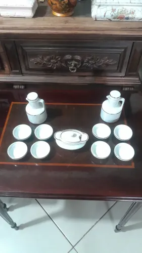 Antigo conjunto de servir porcelana