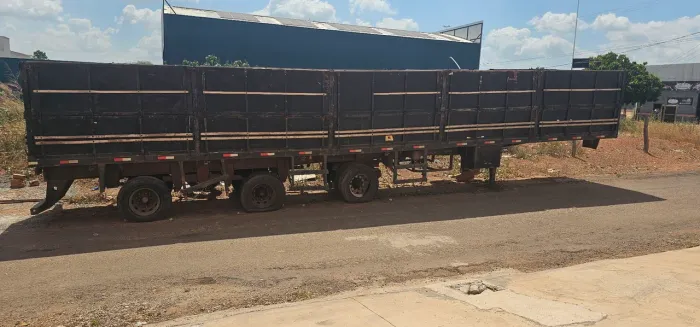 Carreta vandeleia graneleira 15.2mt ideal para 4 eixos
