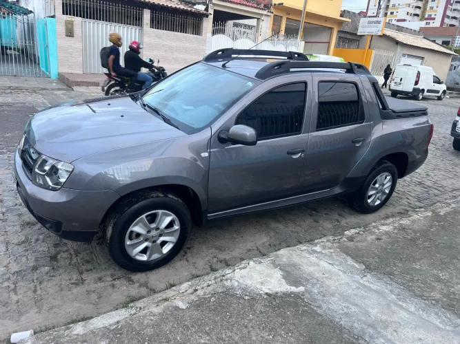 Renault Duster Oroch Exp. 1.6 Hi-flex 16V Mec. 2021