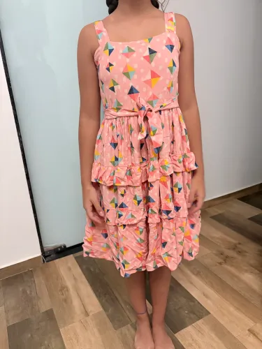 Vestido babados