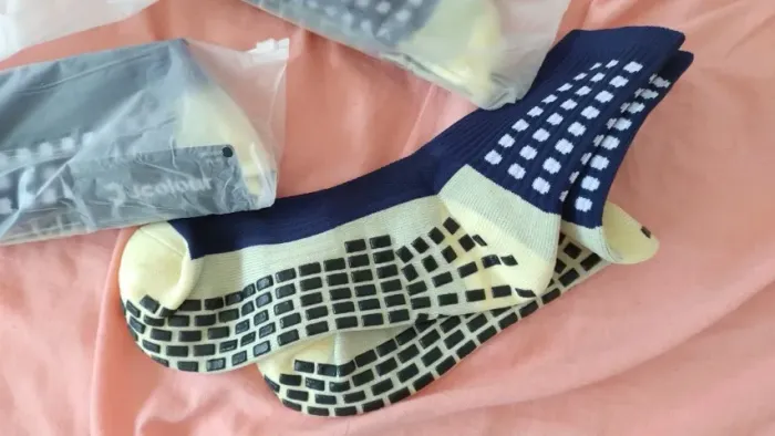KIT 3 Meia Meias Esportivas Futebol Algodão Antiderrapante