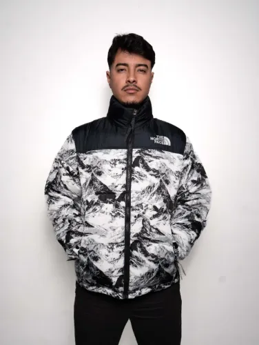 jaqueta the north face 1996 retro nuptse ESTAMPADA