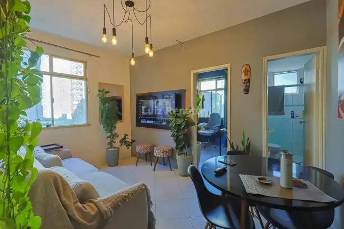 Apartamento à venda no Centro