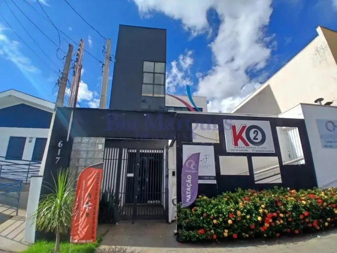 CONJUNTO COM QUATRO SALAS COMERCIAIS PARA ALUGAR COM 290m² ´DE ÁREA ÚTIL TOTAL, NO BAIRRO