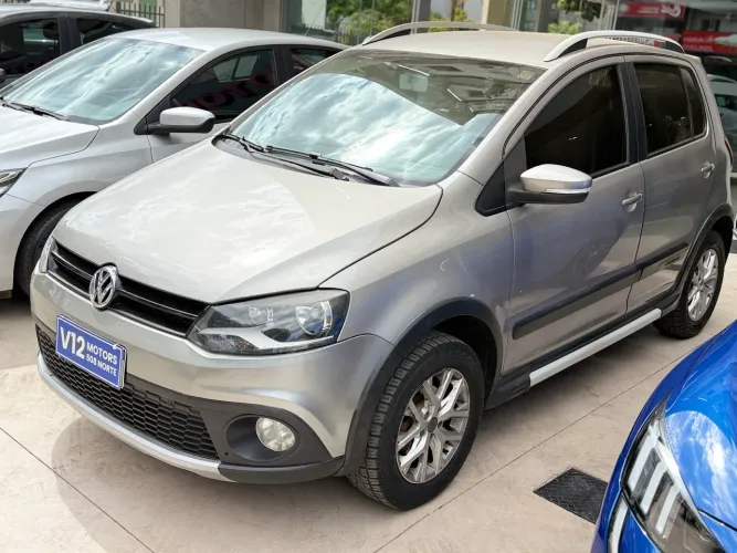 Volkswagen Crossfox 1.6 MI Total Flex 8V 5P 2013