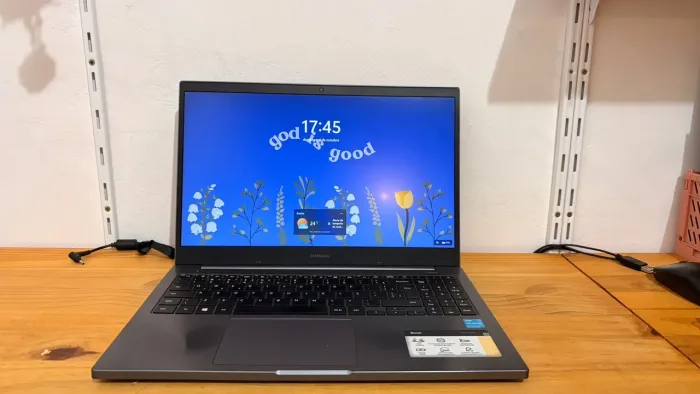 Notebook Samsung Book em ótimo estado com SSD