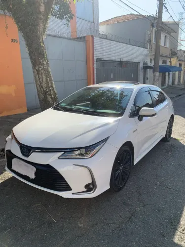 Toyota Corolla Altis Prem. Hybrid 1.8 Flex AUT 2020