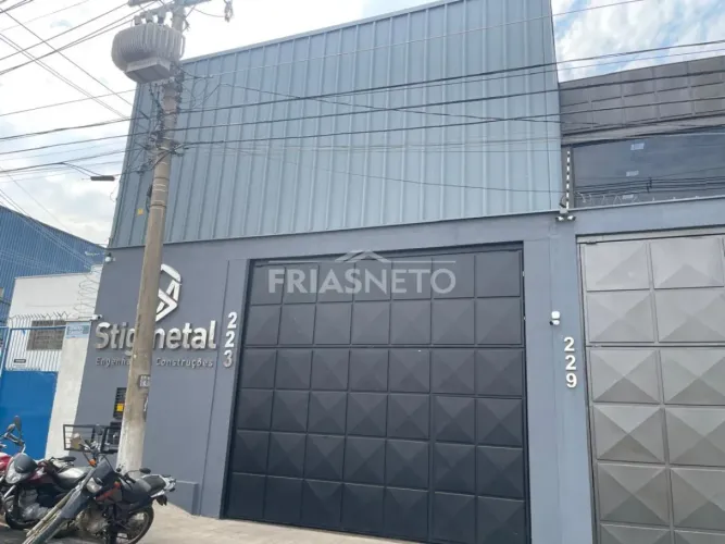 Galpão para locação no bairro Jardim Califórnia, Piracicaba/SP.