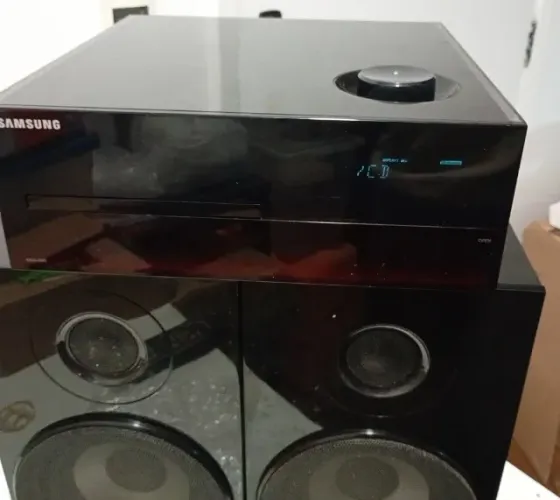 Caixas de Som do Mini System Samsung MAX-G85 .
