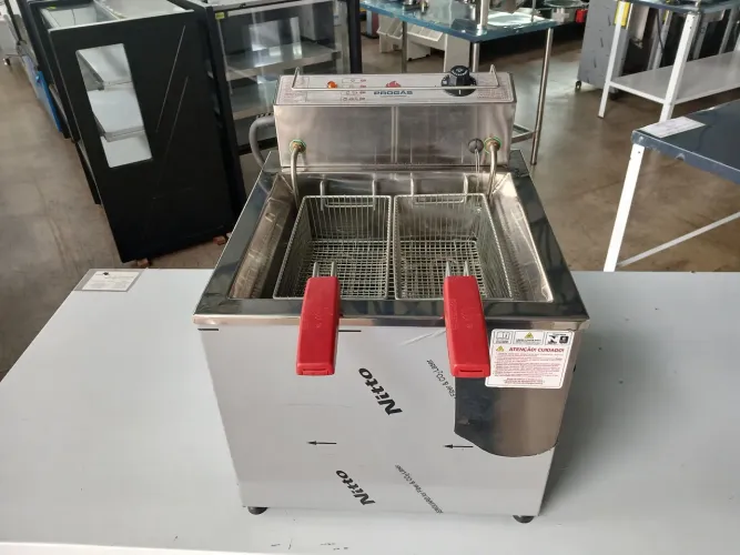 Fritadeira industrial elétrica Progás PR-100 E 18L