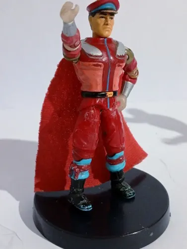 BONECO BISON STREET FIGHTER GI JOE HASBRO