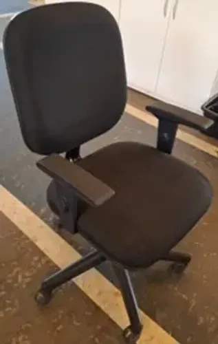 Cadeira Escritório Preta