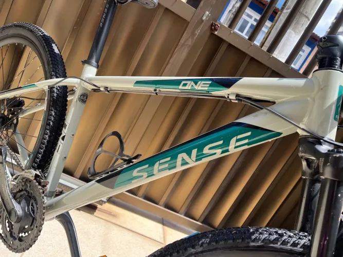 Vendo Bicicleta Sense Aro 29 / 21 Marchas - Cinza - Novíssima !!!