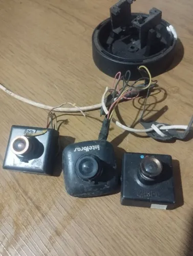 3 câmeras por 50 reais, funciona tudo