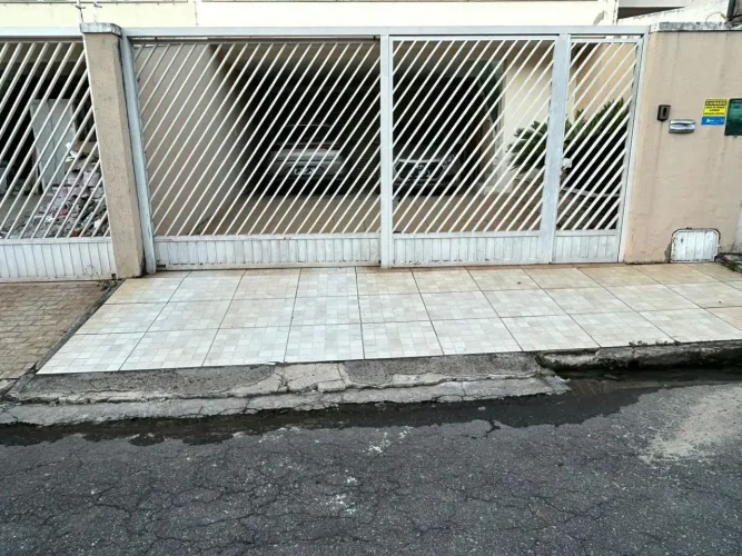Portão de correr/ Grade/ Portão social/ Motor elétrico 