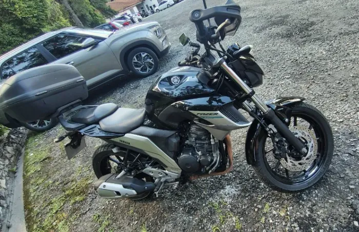 Yamaha FZ25 250cc IMPECÁVEL 2020/2021
